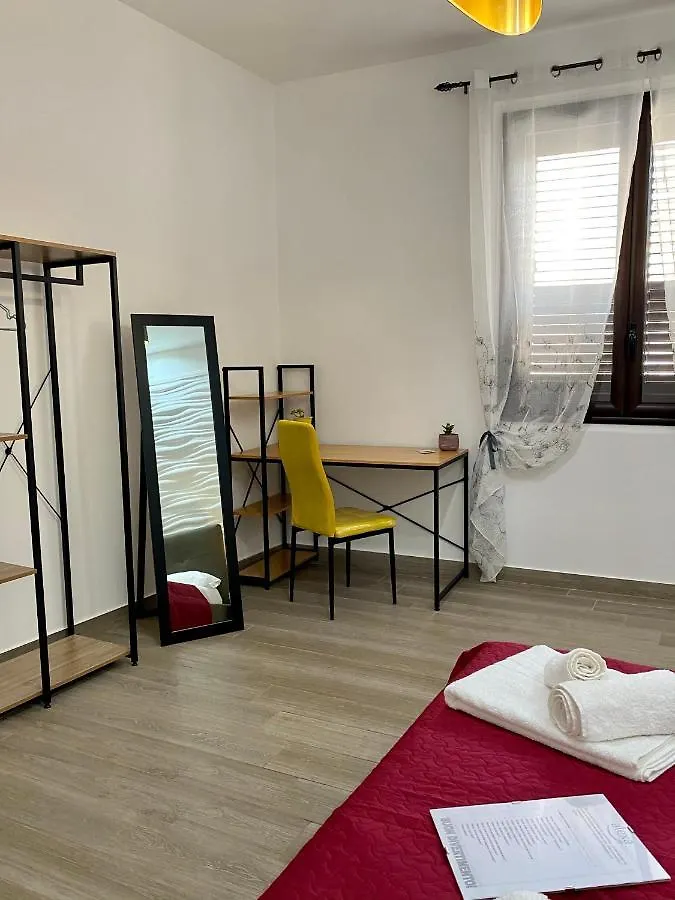 بيت ضيافة فندق Seacily House مازارا ديل فالو إيطاليا